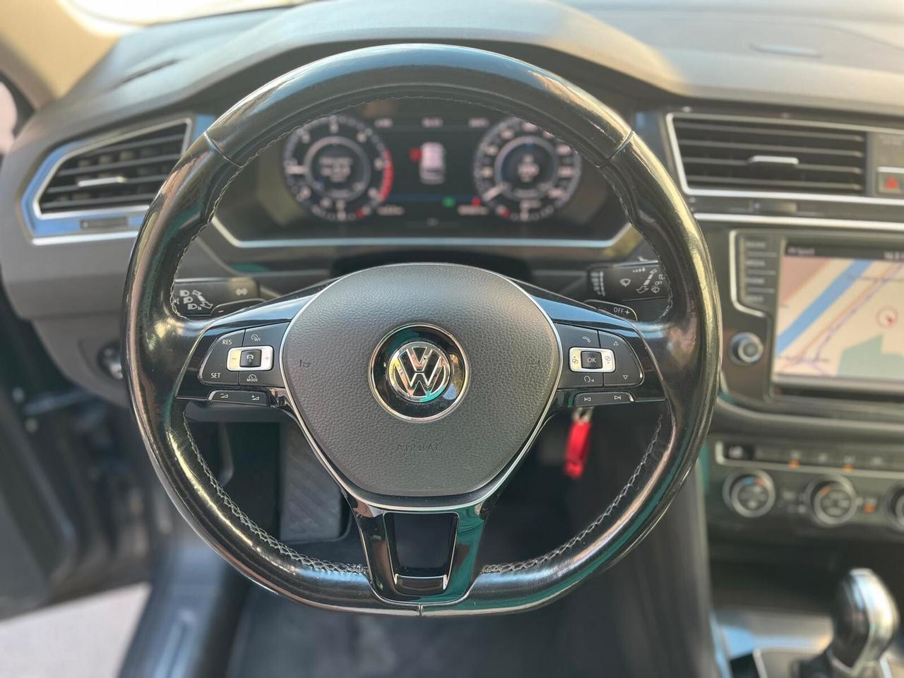 Volkswagen Tiguan 2.0 TDI SCR DSG 4MOTION Executive BMT