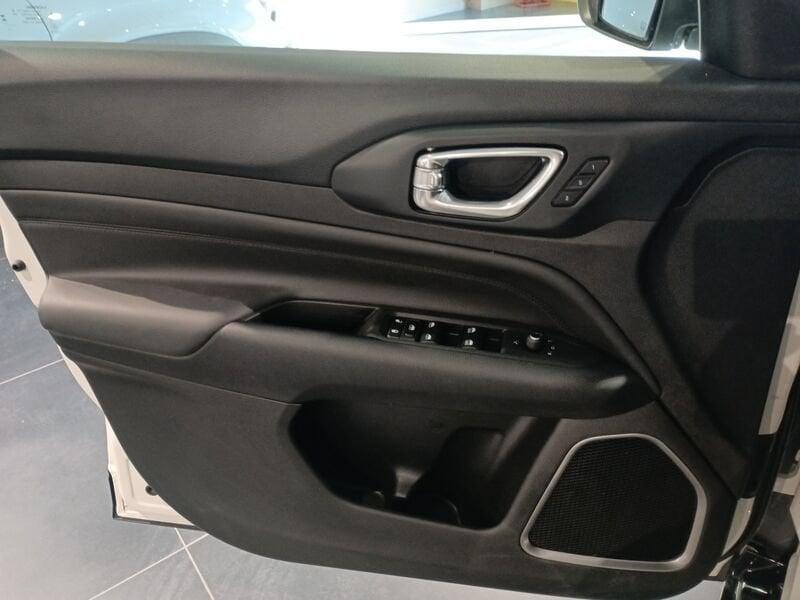 Jeep Compass e-Hybrid 1.5 Turbo MHEV T4 96kW Summit DDCT