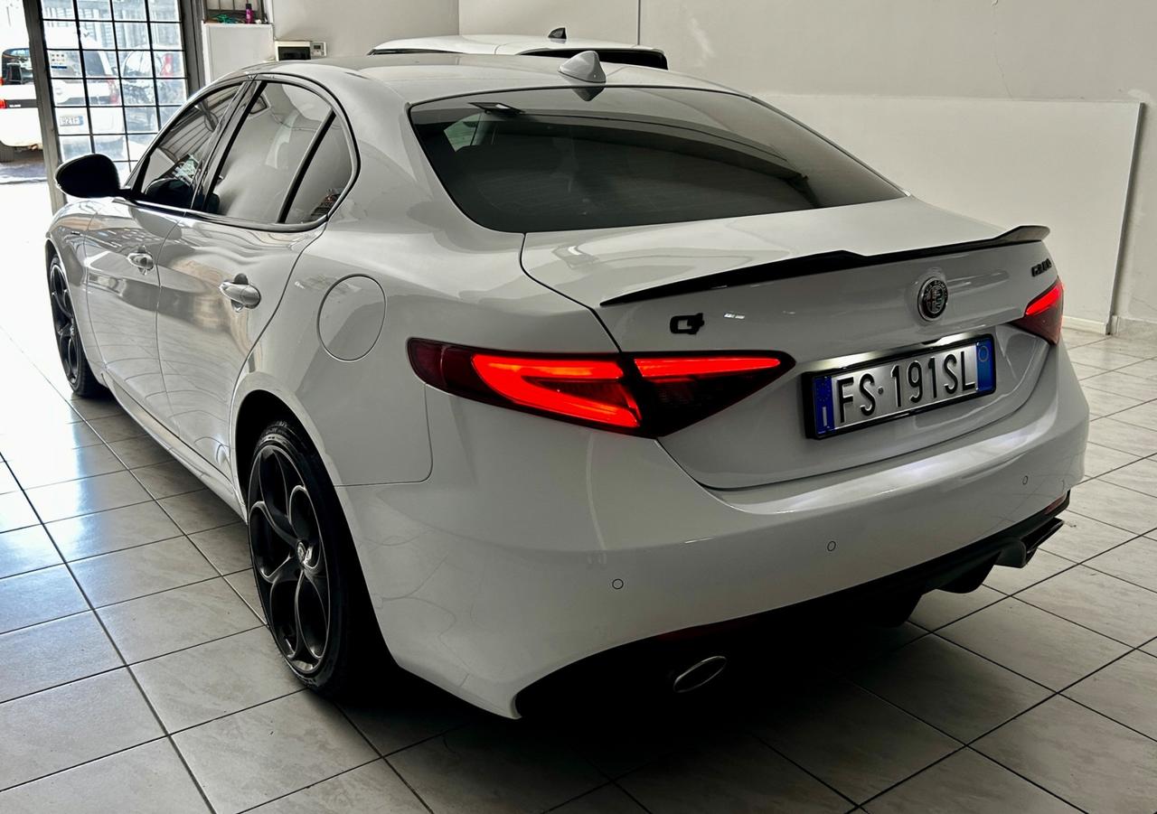 Alfa Romeo Giulia 2.2 Turbodiesel 210 CV AT8 AWD Q4 Veloce