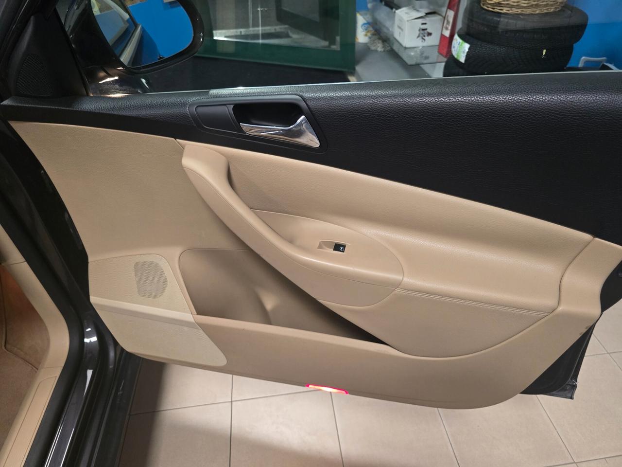 Volkswagen Passat 2.0 TDI DPF Var. Highline