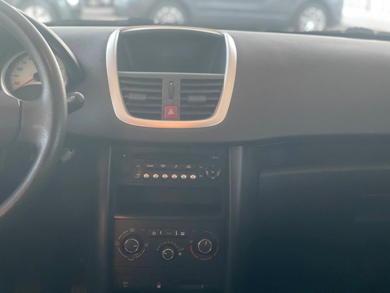 Peugeot 207 1.4 HDi 70CV FAP 5p. XS
