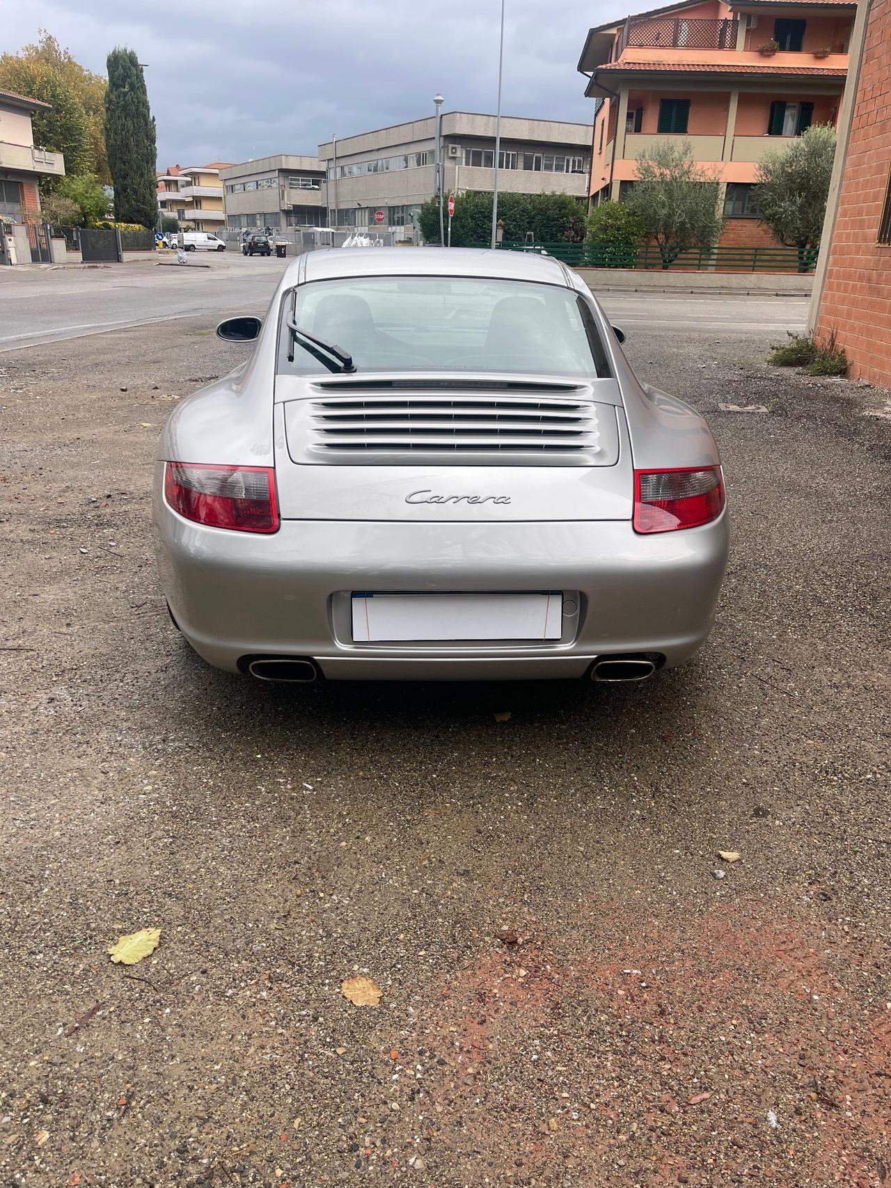 Porsche 911 Carrera cat Coupé