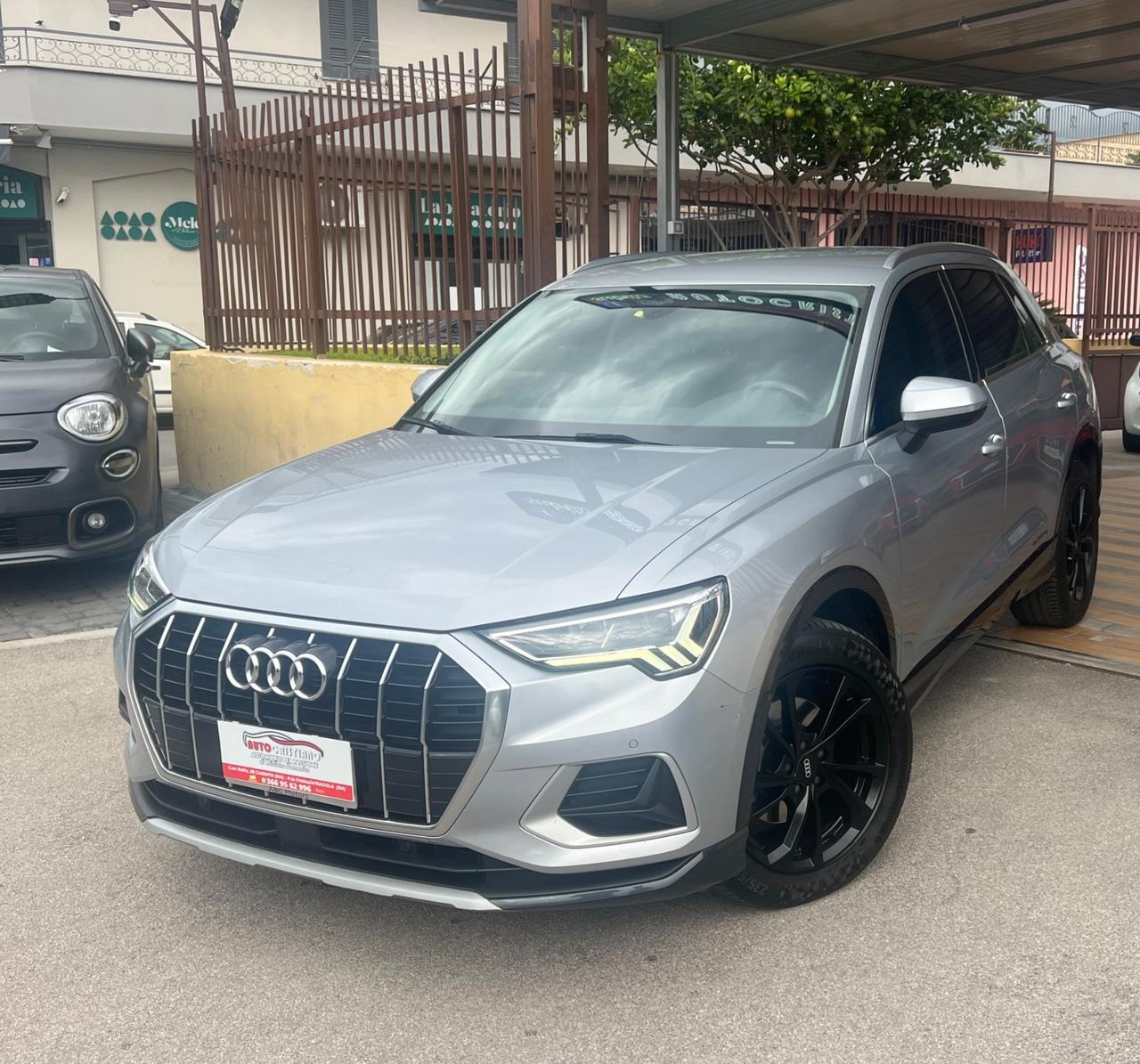 Audi Q3 35 TDI S tronic Business