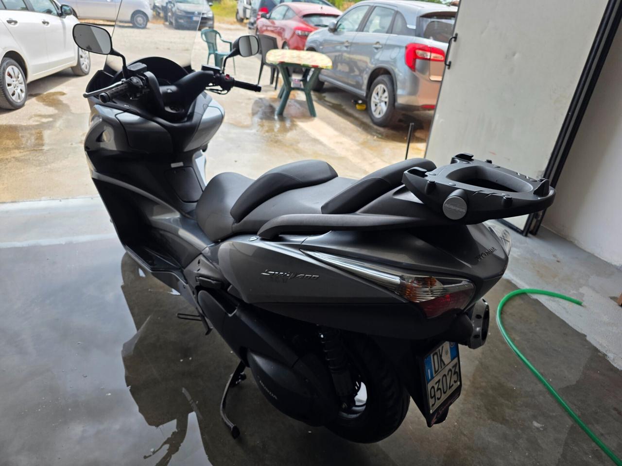 Honda SW-T 400