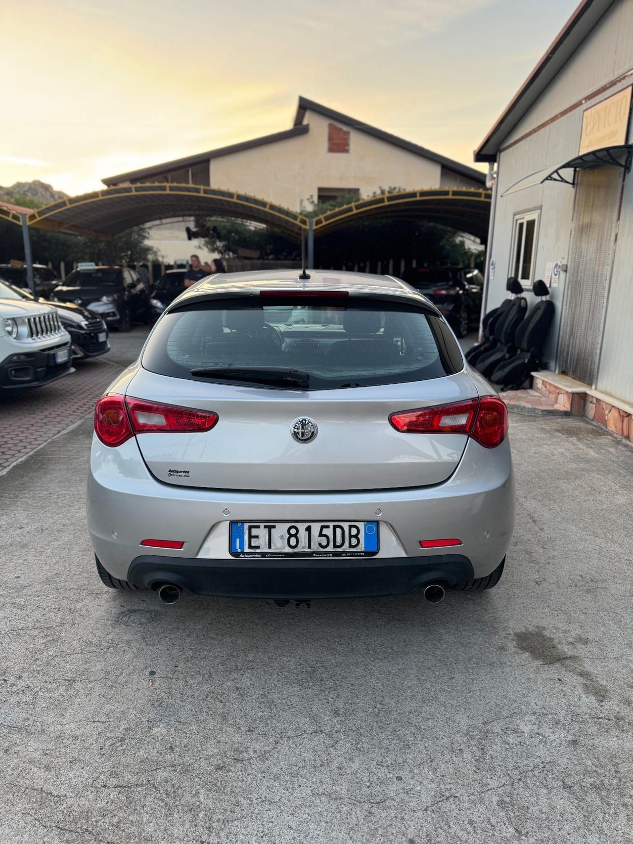 Alfa Romeo Giulietta 2.0 JTDm-2 150 CV Distinctive