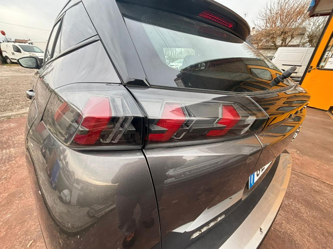 Peugeot 2008 PureTech 130 S&S EAT8 Style