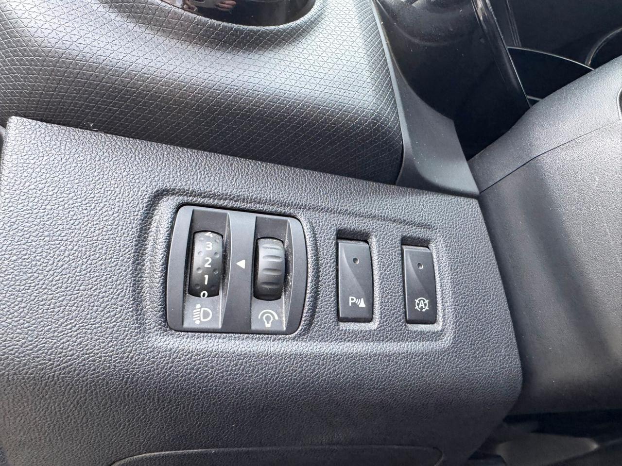 Renault Clio dCi 8V 90CV S&S 5 porte Energy Zen