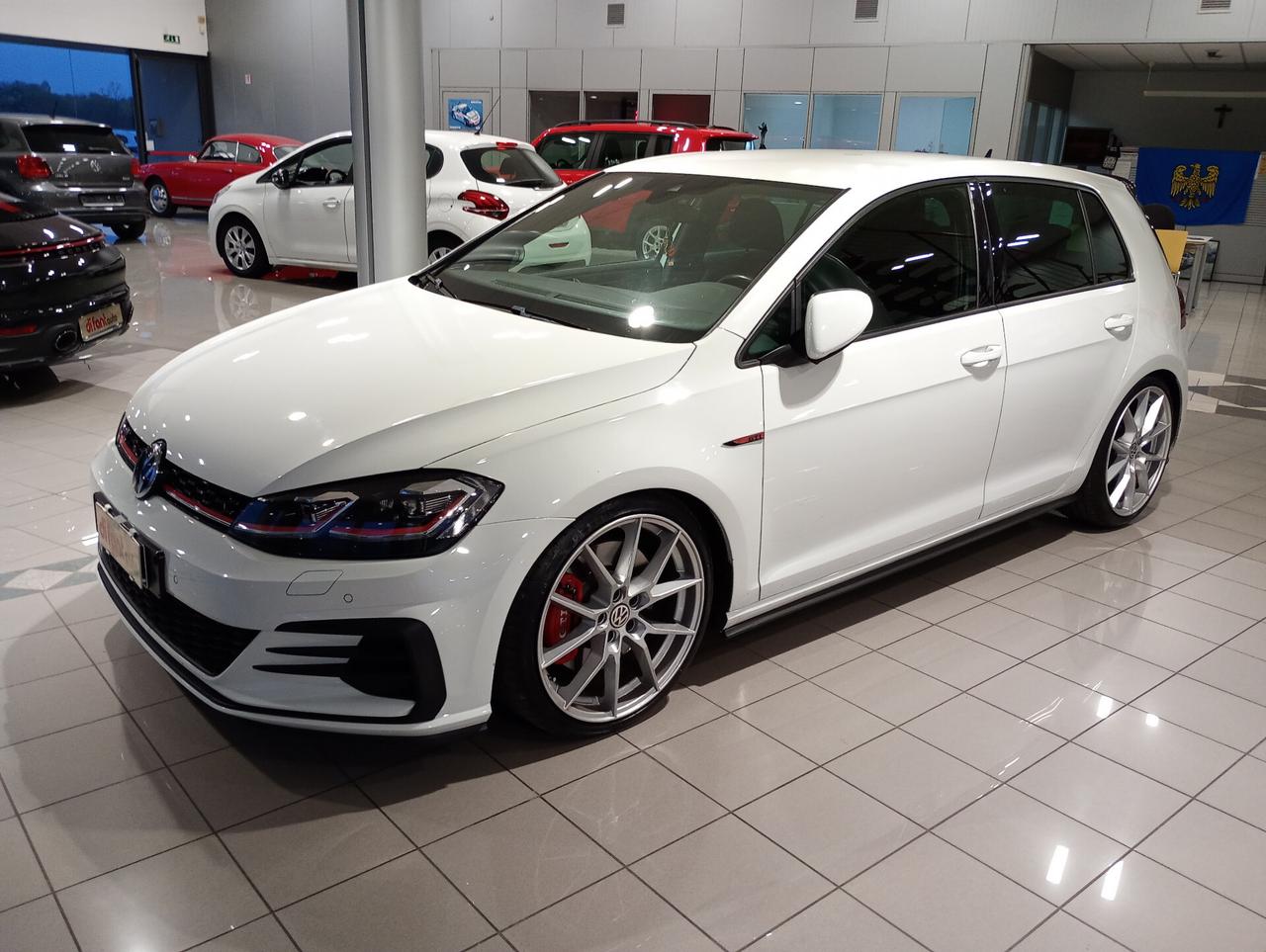 Volkswagen Golf GTI Performance 2.0 245 CV TSI DSG 5p. BMT