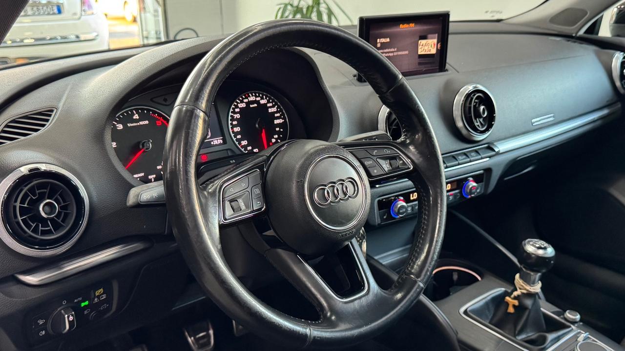 Audi A3 SPB 2.0 TDI S-Line Tetto Apribile-2018