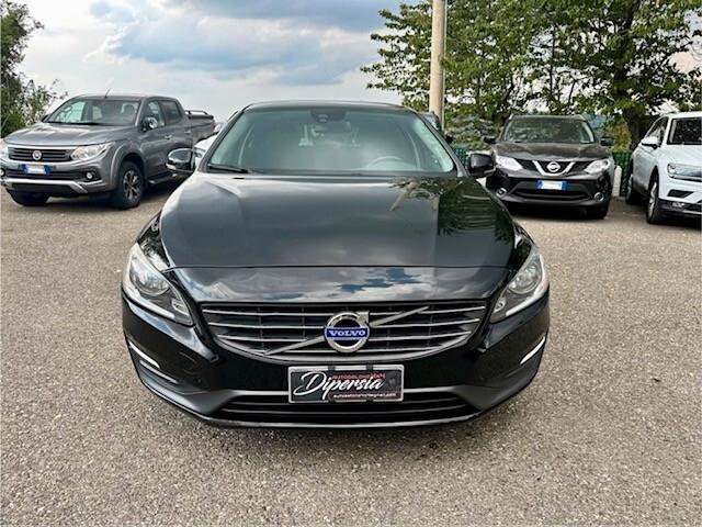 Volvo V60 D2 1.6 Powershift R-design Kinetic