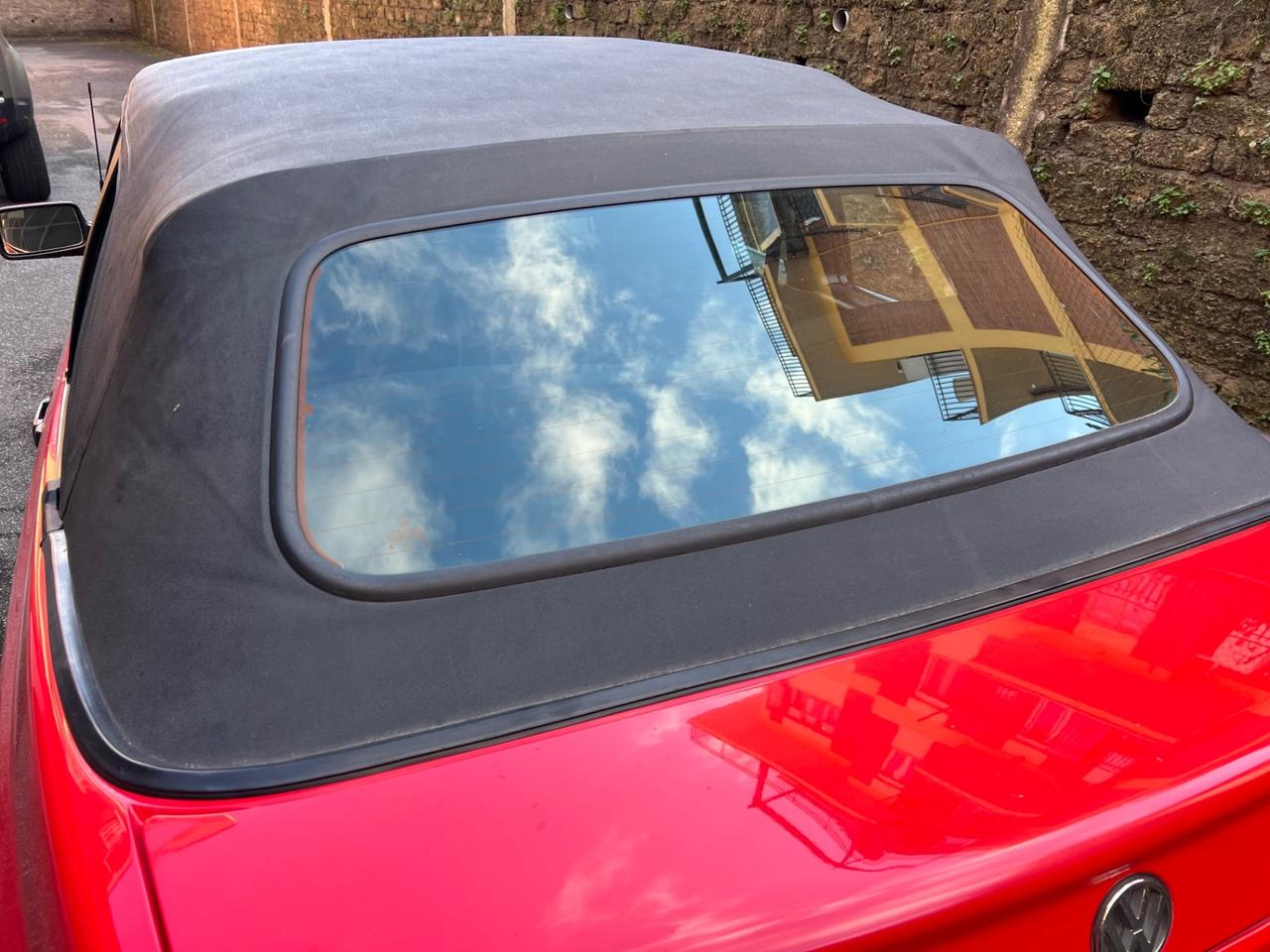 Volkswagen Golf Cabriolet solo 34000 km