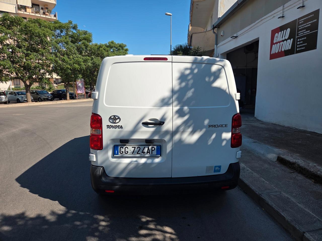 TOYOTA PROACE 2021 L2H1 1.5 120CV