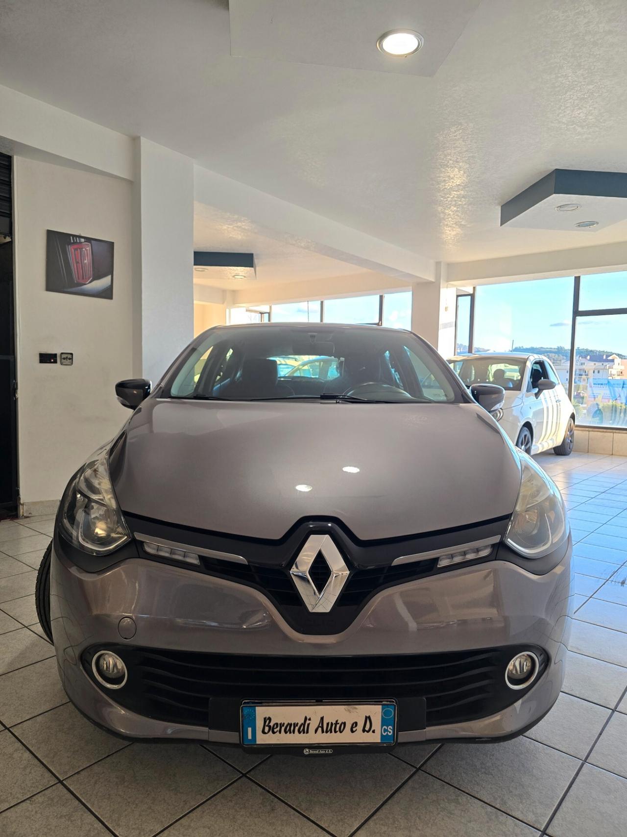 Renault Clio Dci 75CV 5 porte Costume National