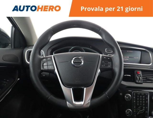 VOLVO V40 Cross Country D3 Geartronic Momentum