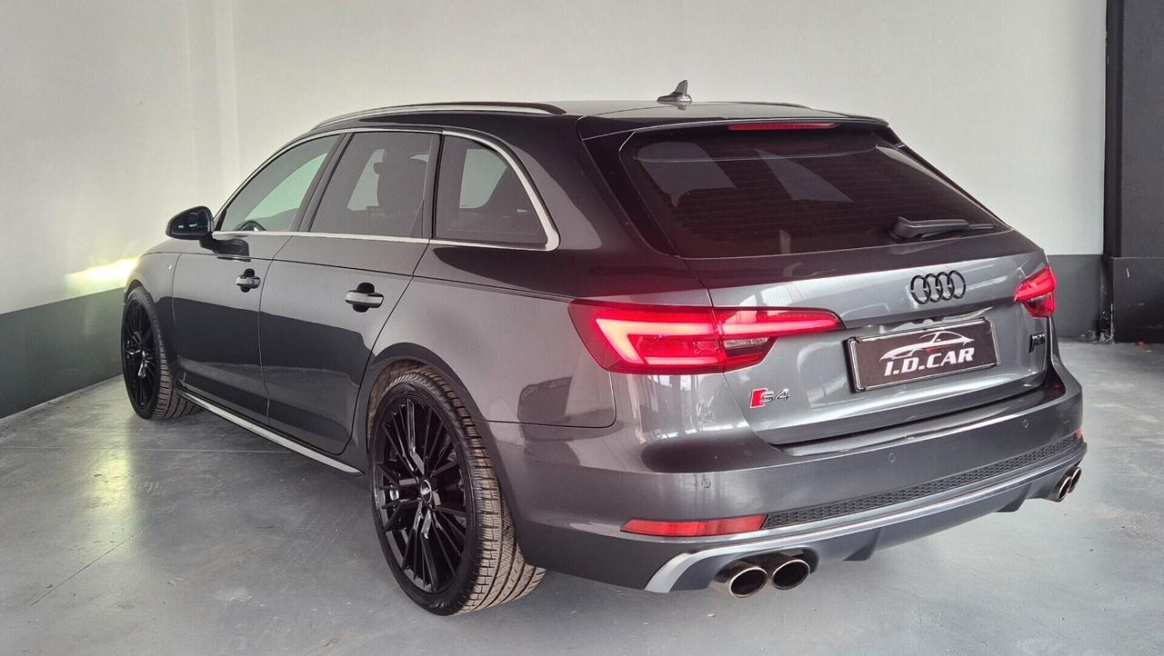 Audi A4 S4 Avant 3.0 TFSI quattro tiptronic Business