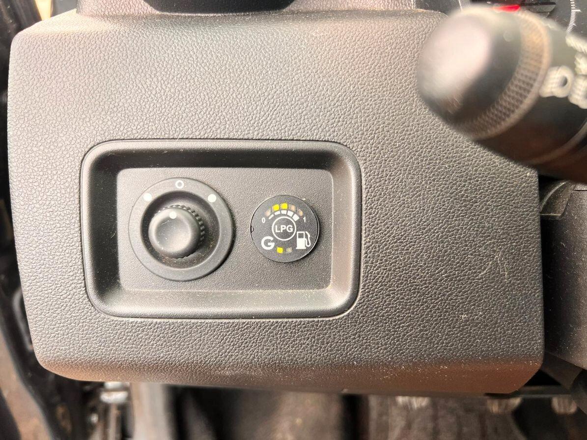 Dacia Duster 1.0 TCe 100 CV ECO-G 4x2 Comfort
