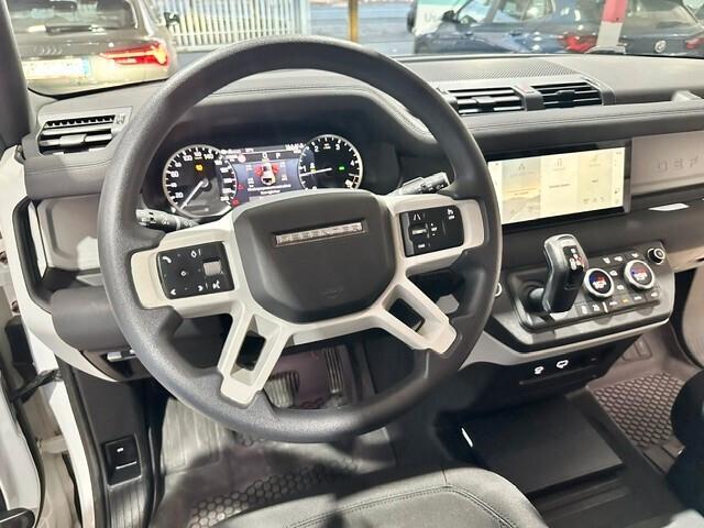 Land Rover Defender 110 3.0D I6 200 CV AWD Auto SE