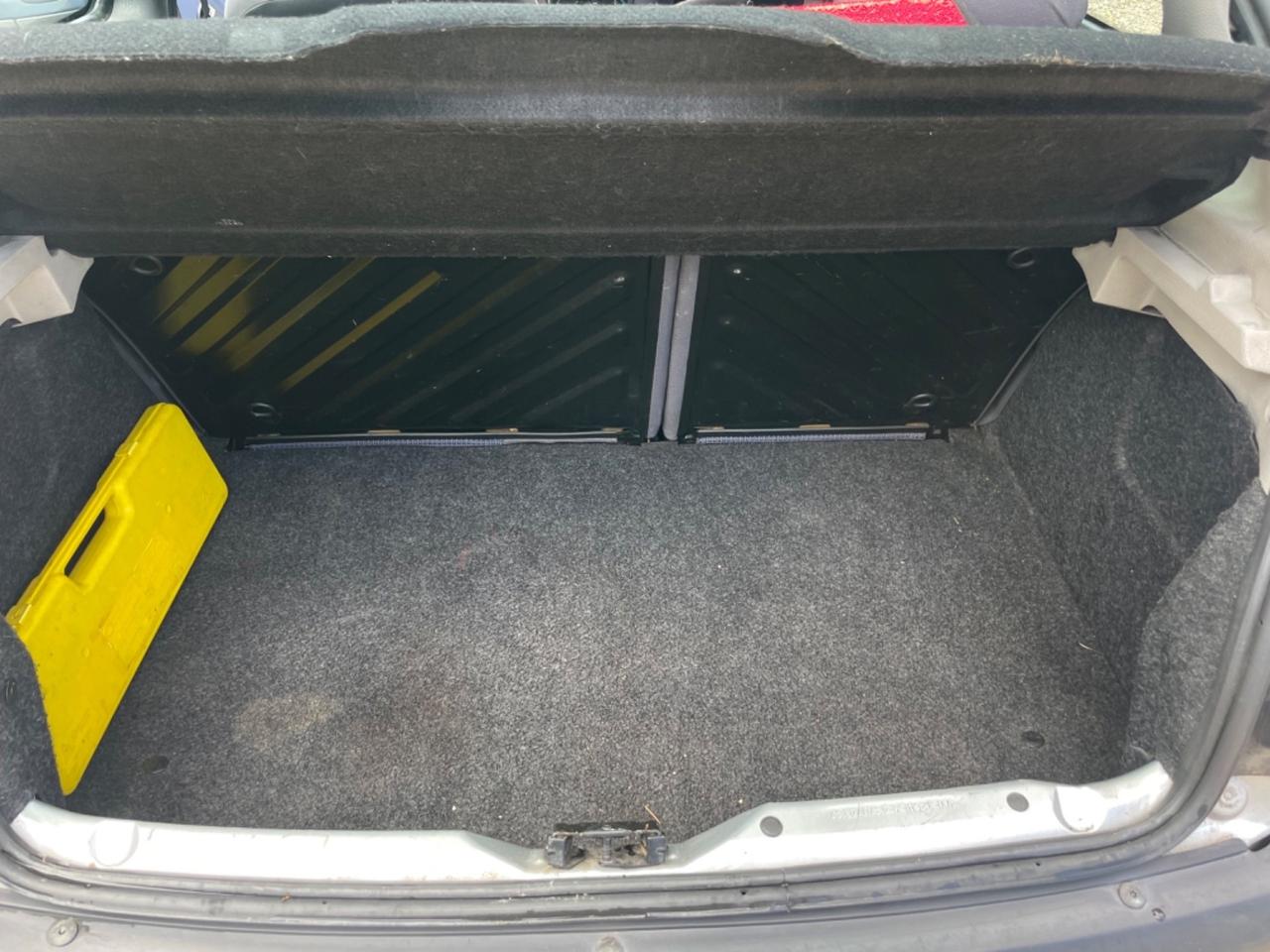 Peugeot 206 1.1 Benzina - Neopatentati