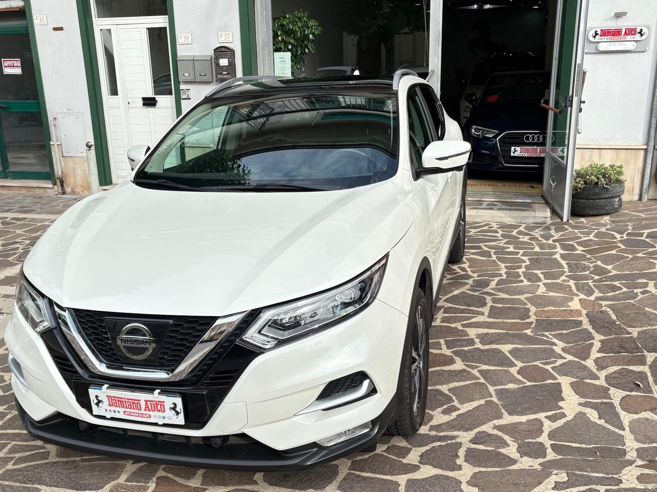 Nissan Qashqai 1.5dCi N-Connecta BIANCO PERLA FULL/LED