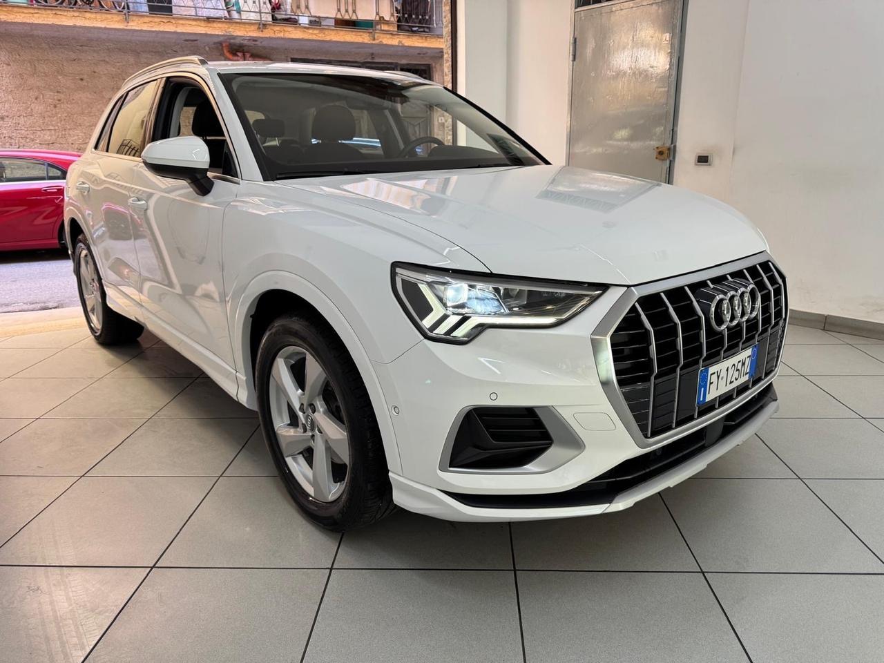 Audi Q3 2.0 35 TDI STronic Business Advanced 150/CV