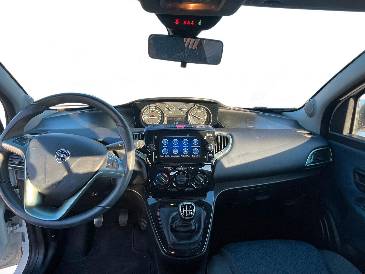 Lancia Ypsilon 1.0 FireFly 5 porte S&S Hybrid Gold Plus