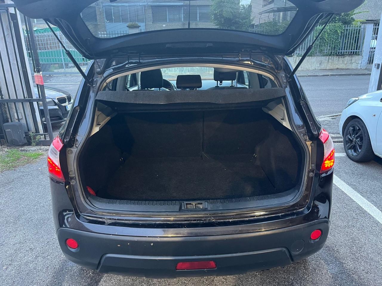 Nissan Qashqai 2.0 dCi DPF n-tec