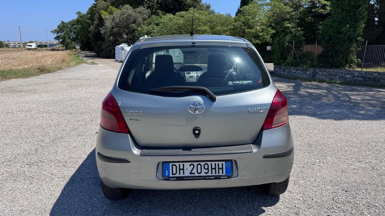 Toyota Yaris 1.0 5 porte Sol