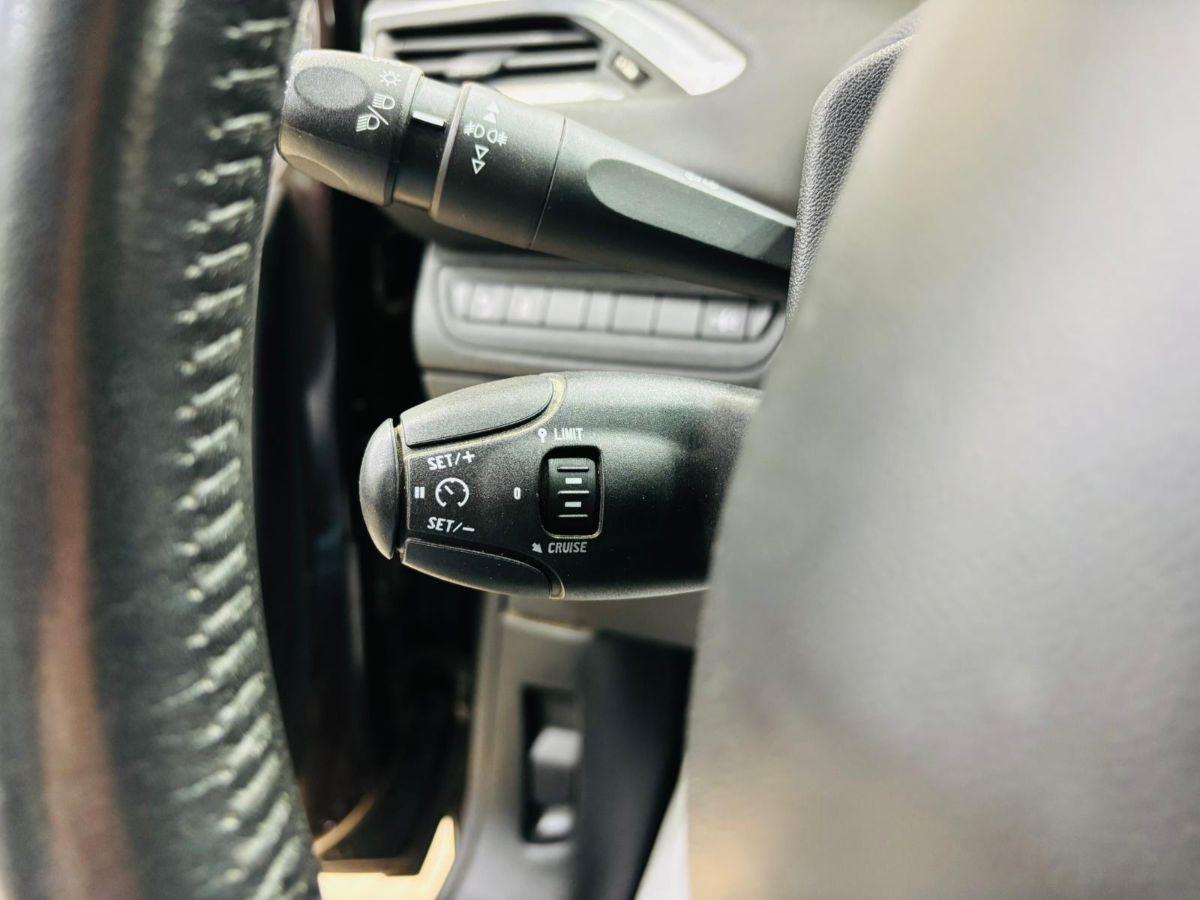 Peugeot 208 1.6 VTi 120 cv 5p. Allure Navi