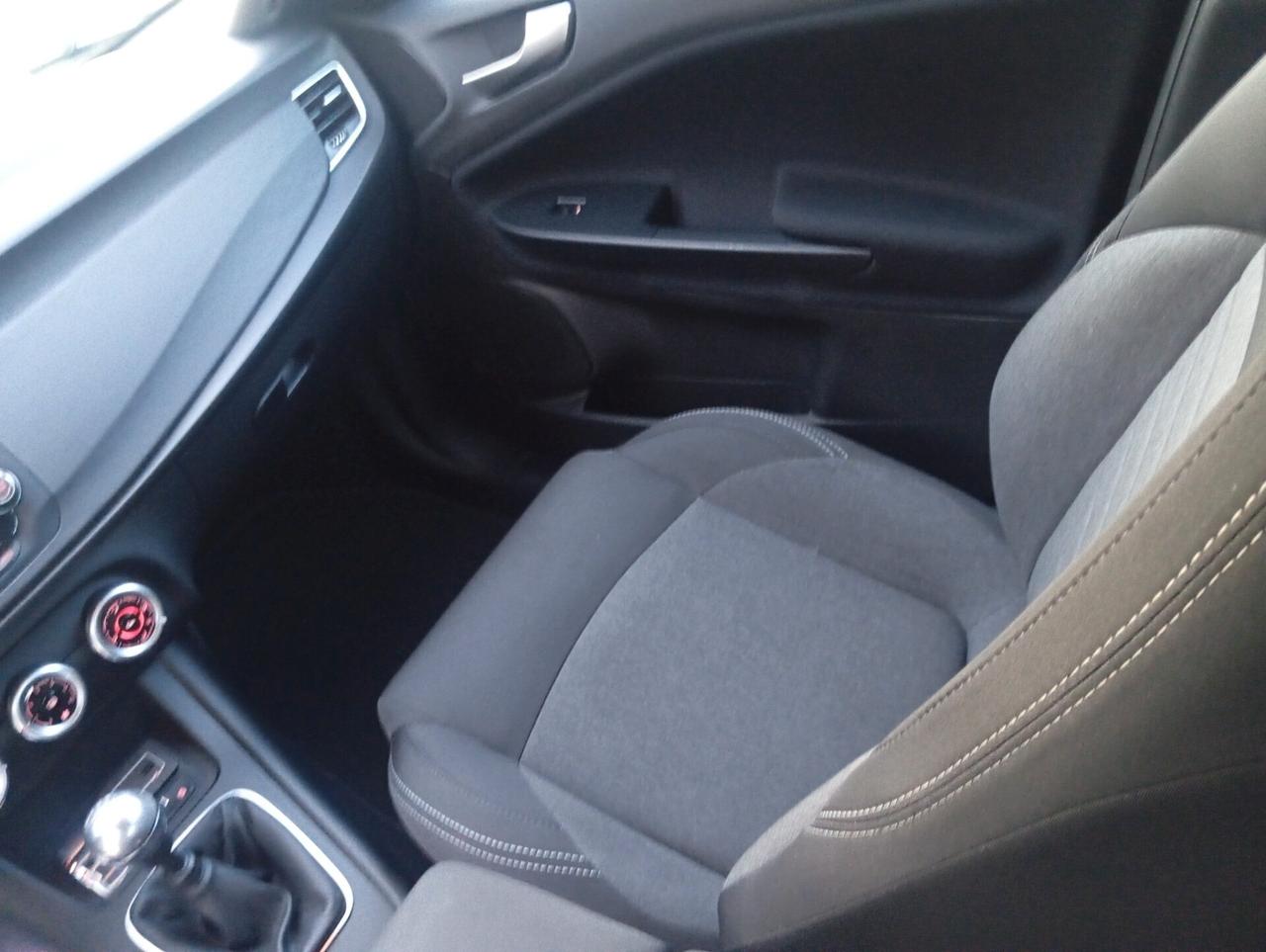 Alfa Romeo Giulietta 1.6 JTDm 120 CV RESTAYLING UNIPRO BEN TENUTA