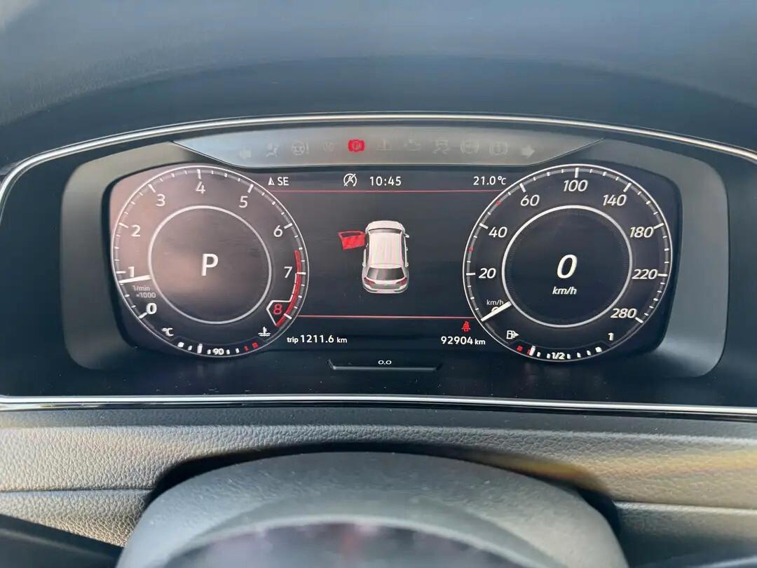 Volkswagen Golf GTI Performance 2.0 245 CV TSI DSG 5p. BMT