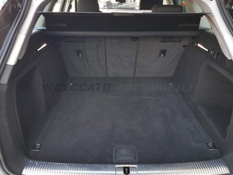 Audi A4 A4 Avant 30 2.0 tdi mhev Business Advanced 136cv s-tronic