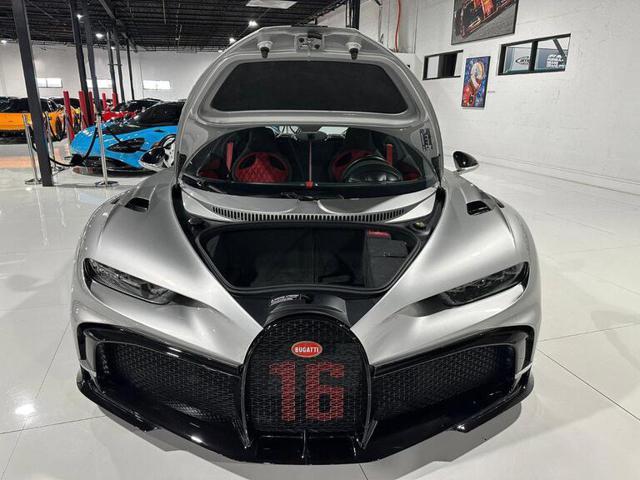 BUGATTI Other CHIRON PUR SPORT 8.0 W16 1500HP "1 OF 60"