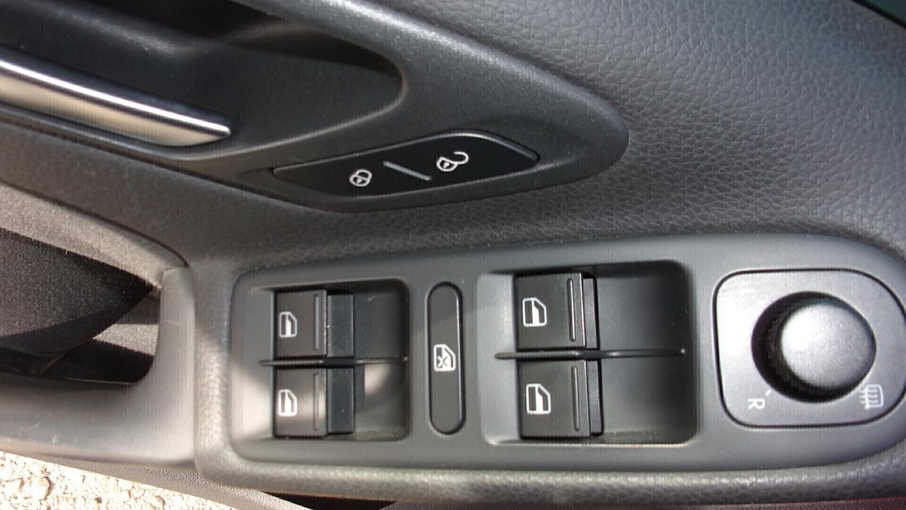 Volkswagen Golf 1.6 TDI DPF 5p. Comfortline