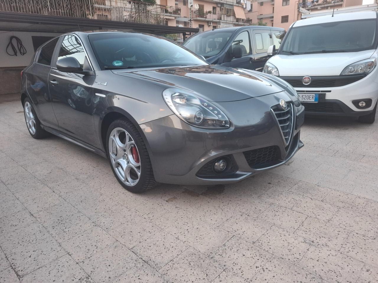 Alfa Romeo Giulietta - 1.6 JTD Esclusive |