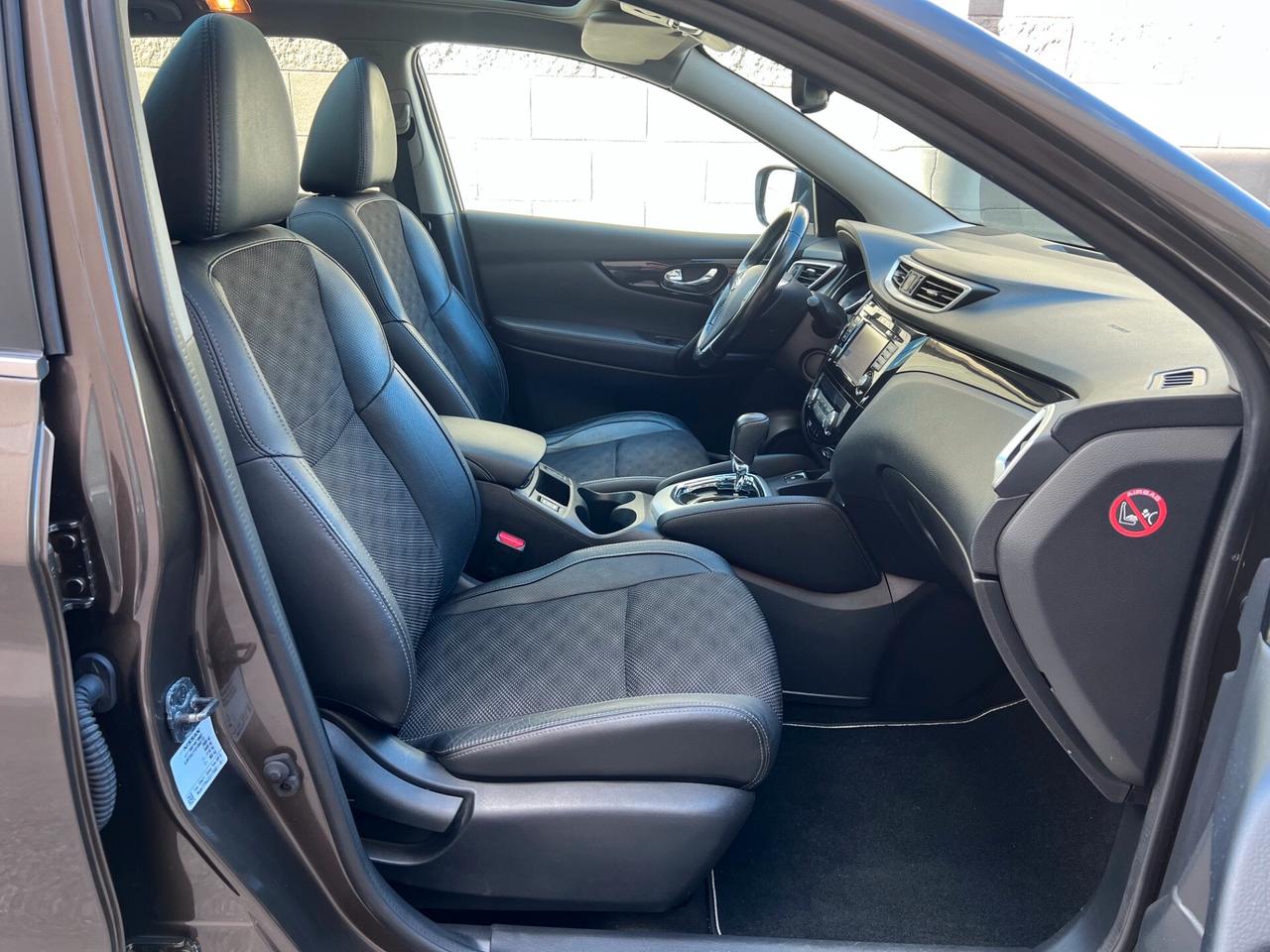 Nissan Qashqai 1.6 dci Tekna 2wd 130cv xtronic AUTOMNAVI/360. PERFETTA!!