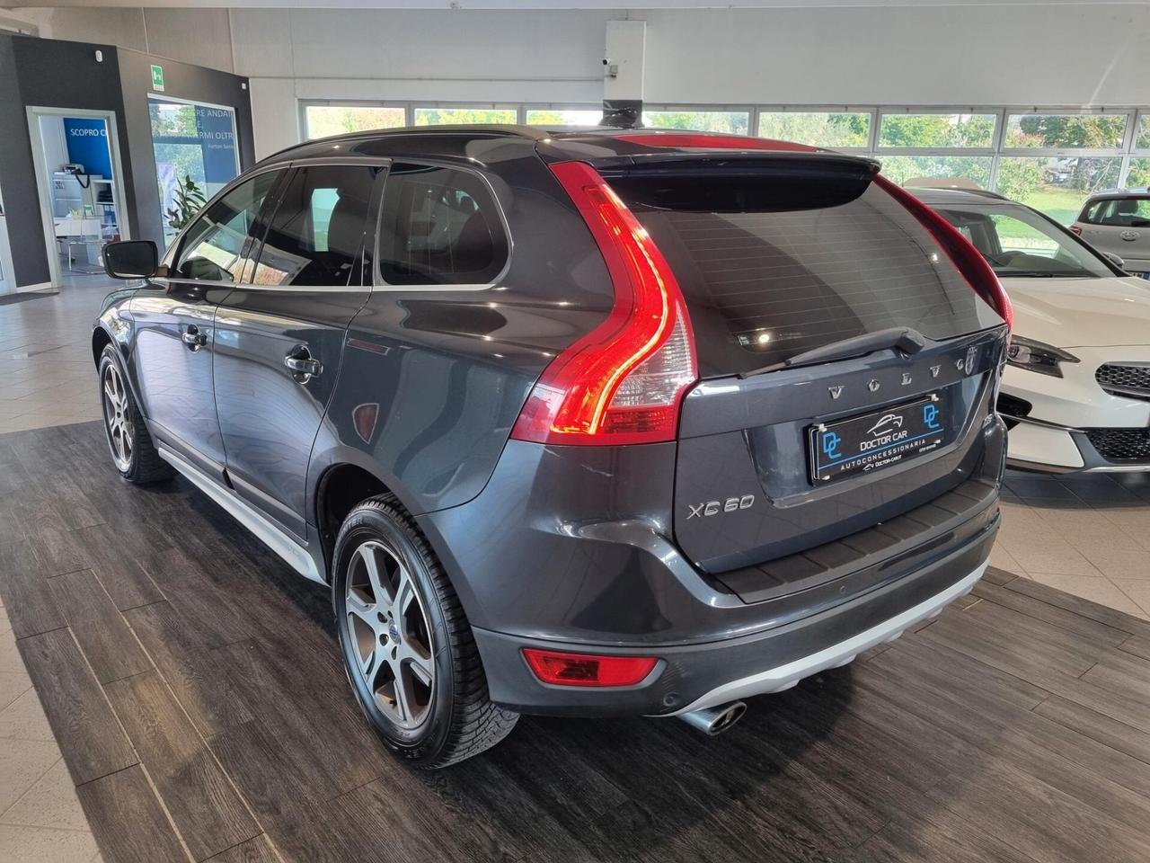 Volvo XC 60 XC60 D3 Geartronic Kinetic