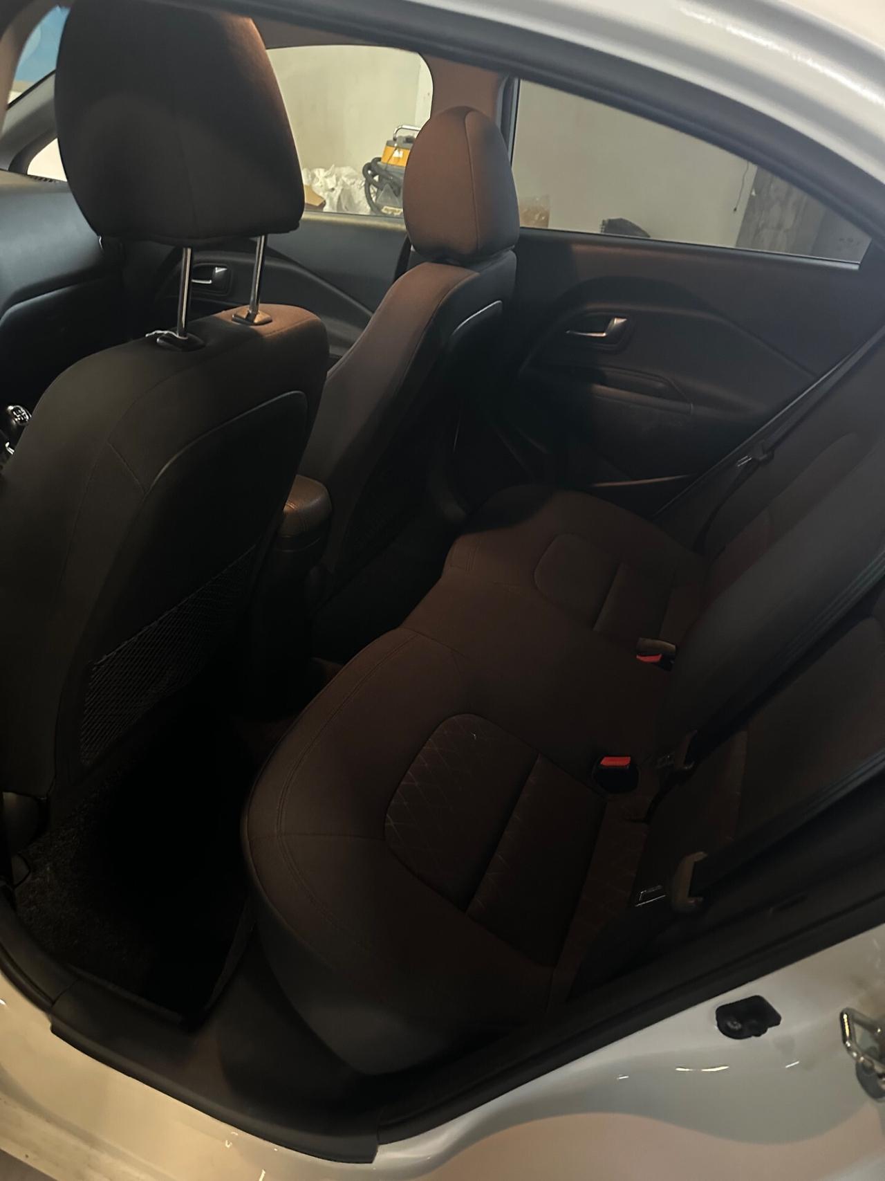 Kia Rio 1.4 CRDi 5p.S&S High Tech