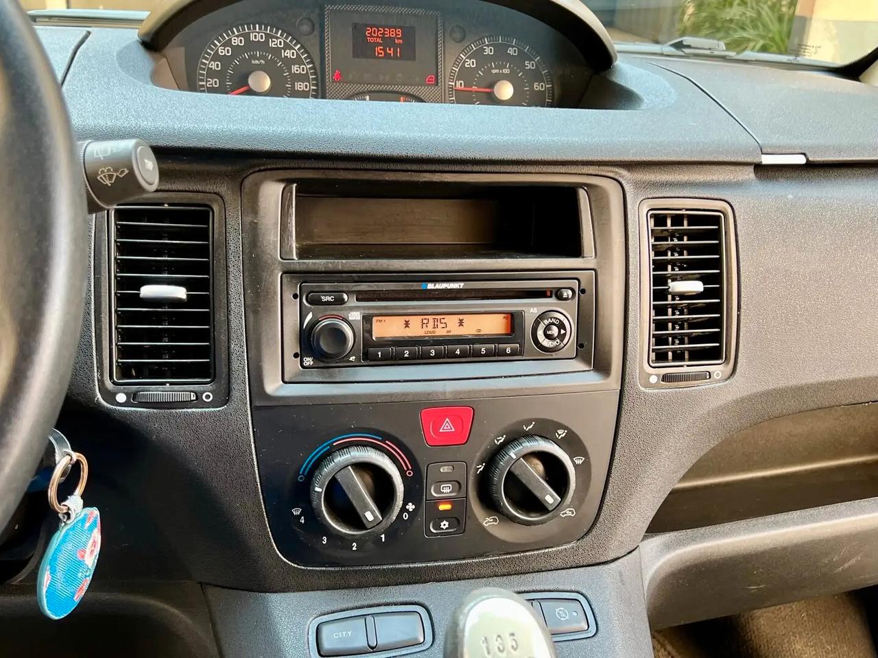 Fiat Idea 1.4 16v 95cv 6Marce Euro5 Active
