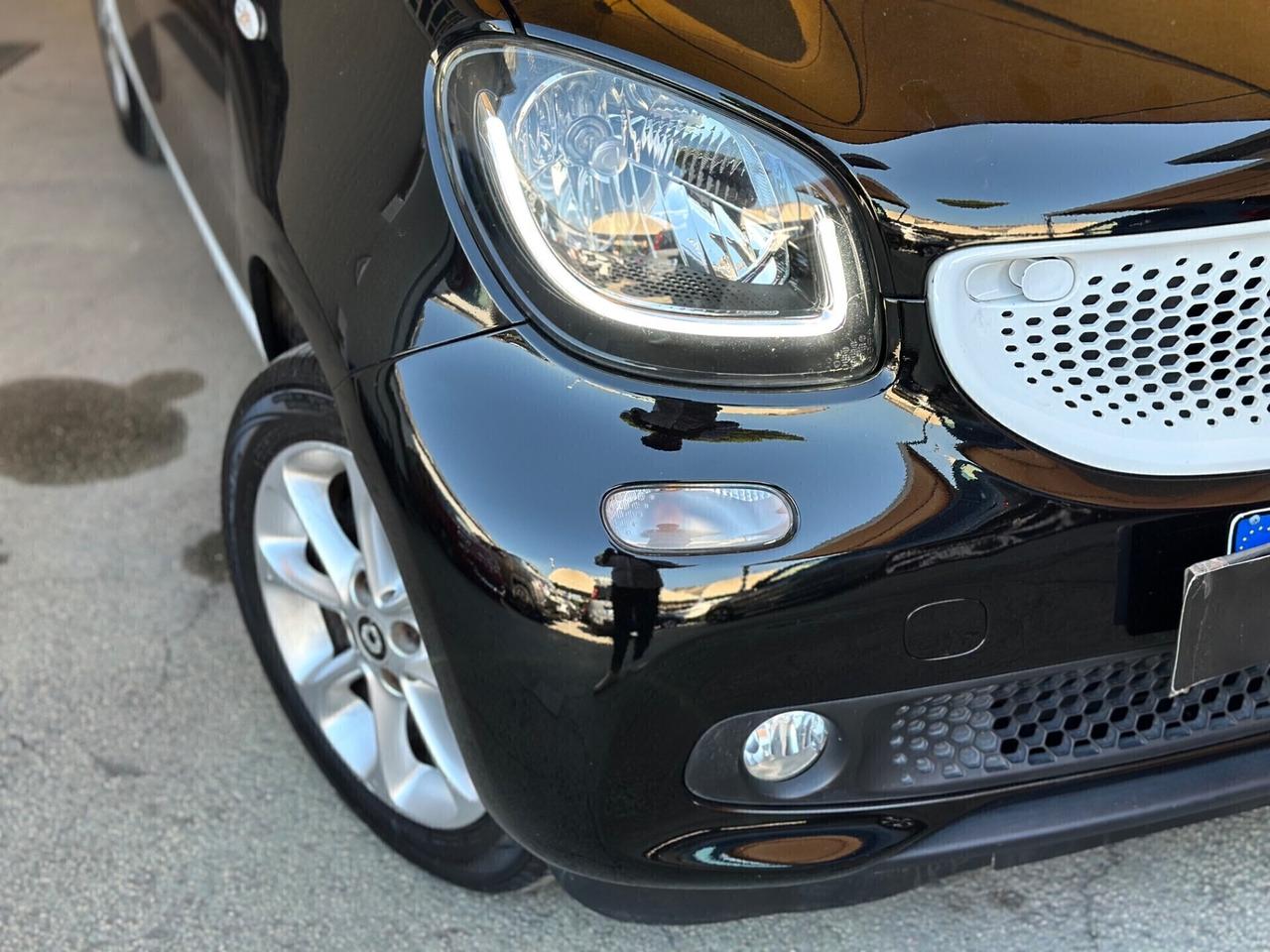 Smart ForFour Passion 1.0 Benzina 71 Cv "Led"