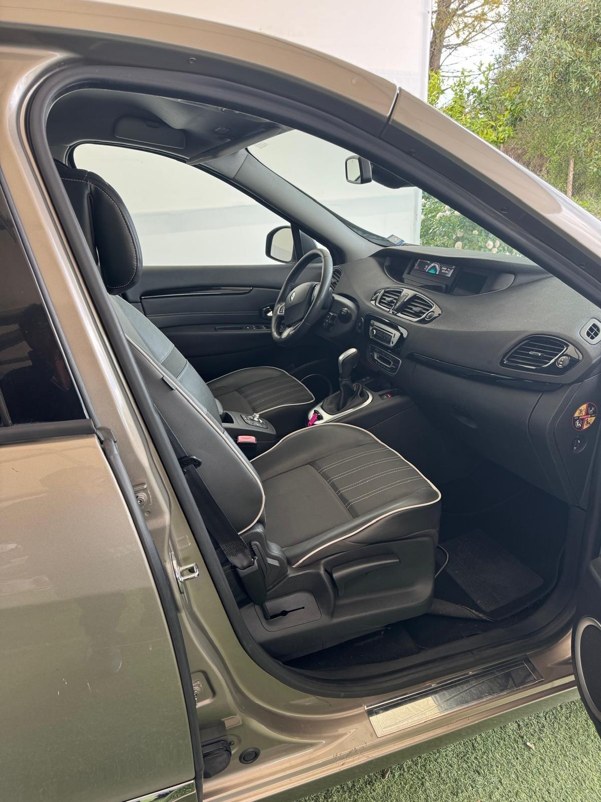 Renault Scénic XMod 1.5 dCi 110CV