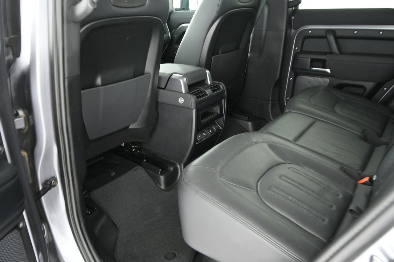 LAND ROVER Defender 110 3.0d i6 mhev S awd 250cv auto AIR SUSPENSION+PELLE