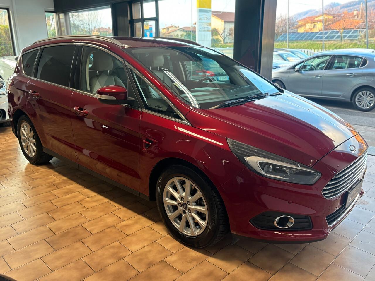 Ford S-Max 2.0 tdci Titanium *7 POSTI*TAGLIANDI CERTIFICATI*