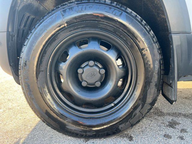 LAND ROVER Defender Defender 110 Standard (2.0D SD4 200 PS AWD Auto)