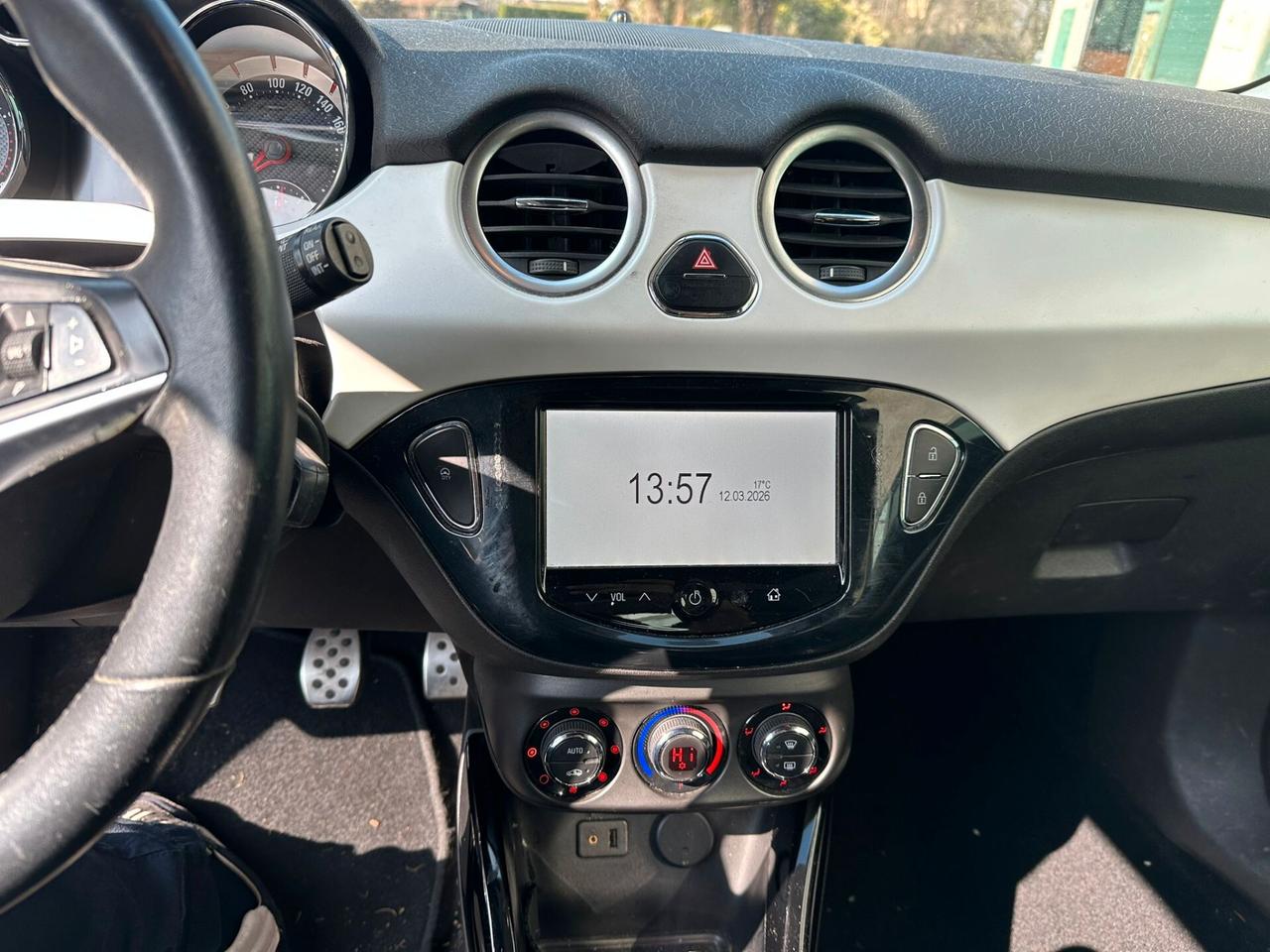 Opel Adam 1.4 87 CV Tech Air