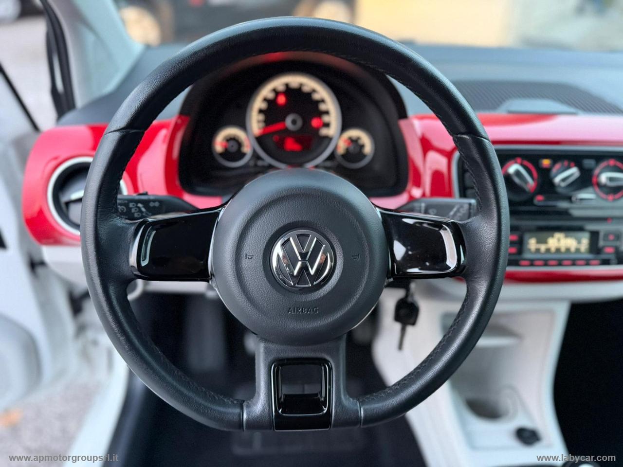 VOLKSWAGEN 1.0 75 CV 5p. high up!