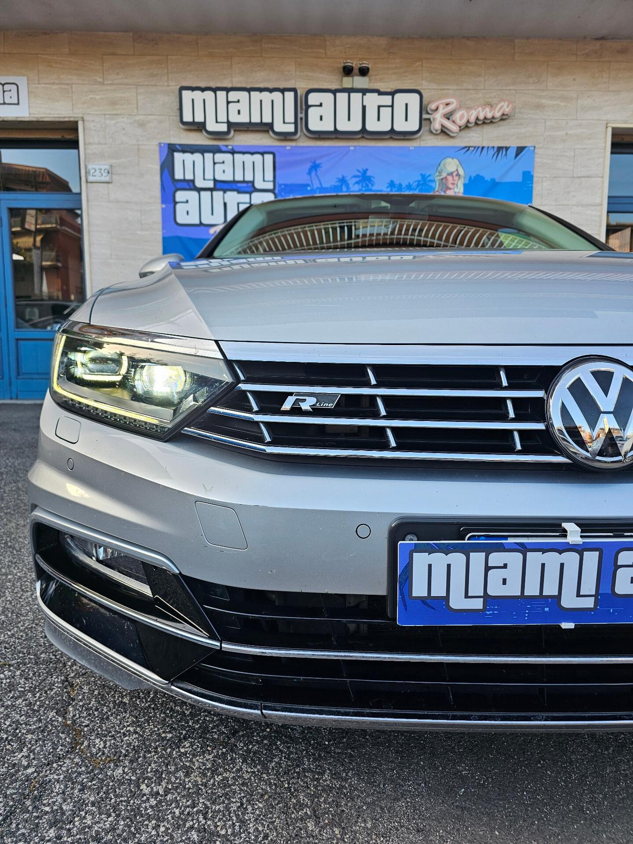 Volkswagen Passat 2.0 BiTDI 4MOTION DSG R-LINE UNIPRO' TAGL UFF FULL