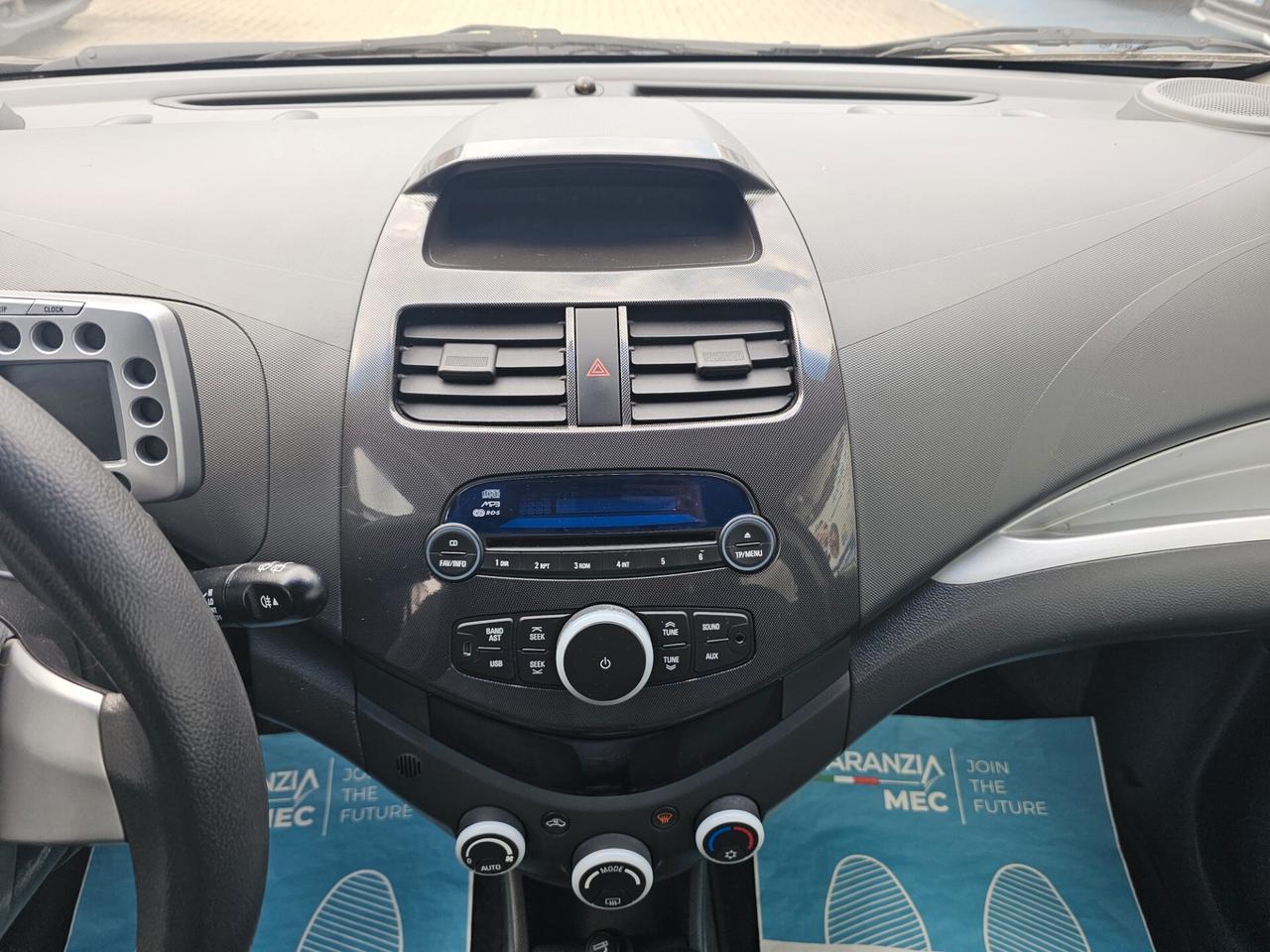 Chevrolet Spark 1.2 LT