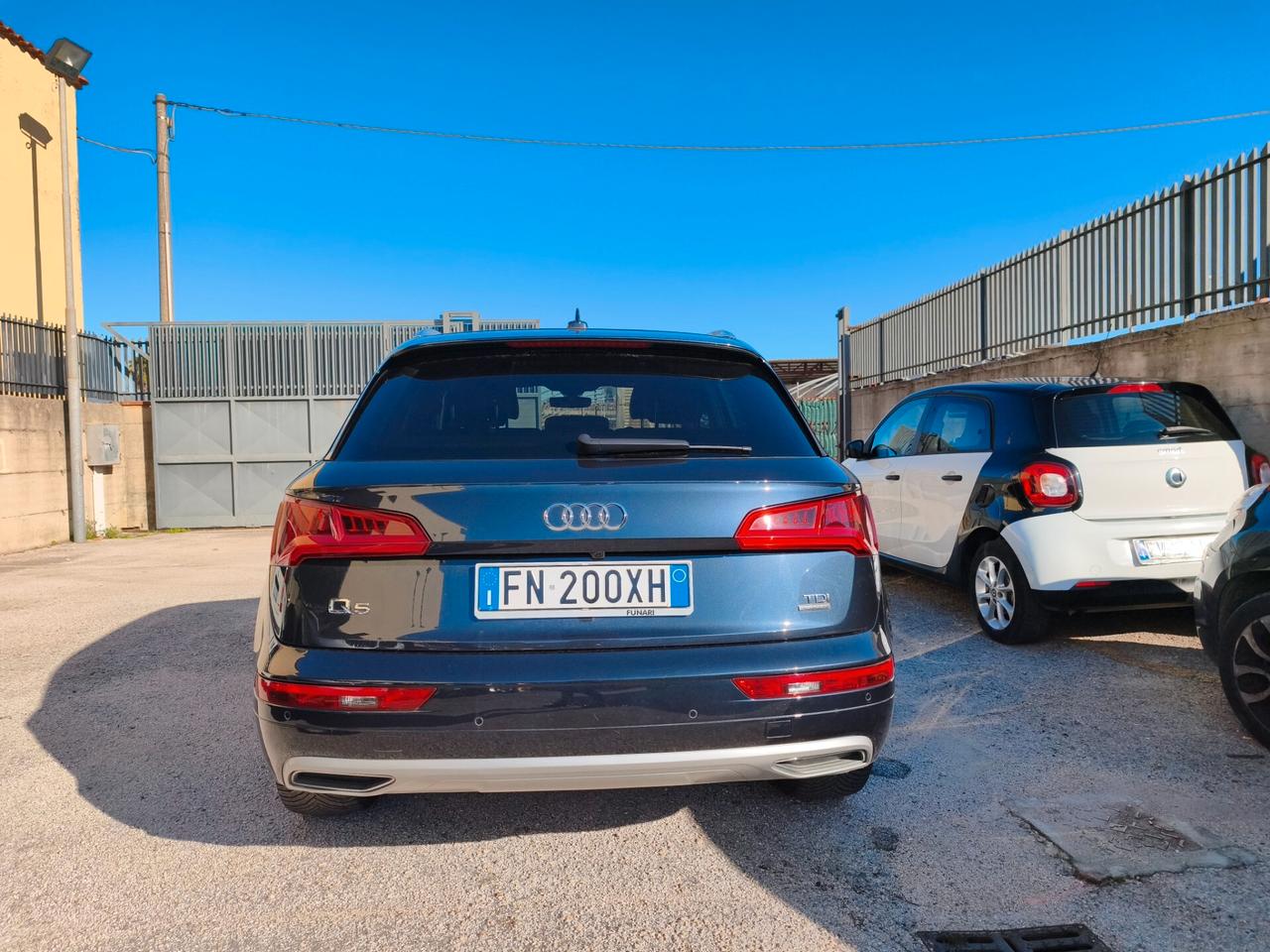 Audi Q5 2.0 TDI 190 CV quattro S tronic s-line interno esterno