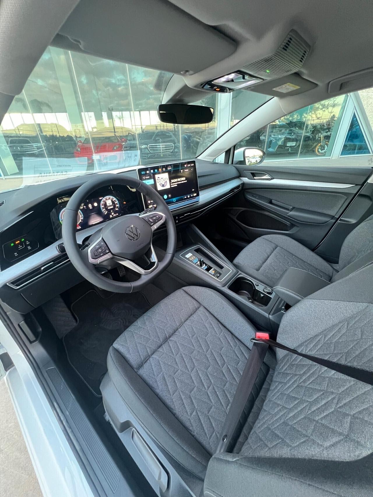 Volkswagen Golf 1.5 TSI eHybrid DSG Edition Plus - SUPER OFFERTA T-STOCK