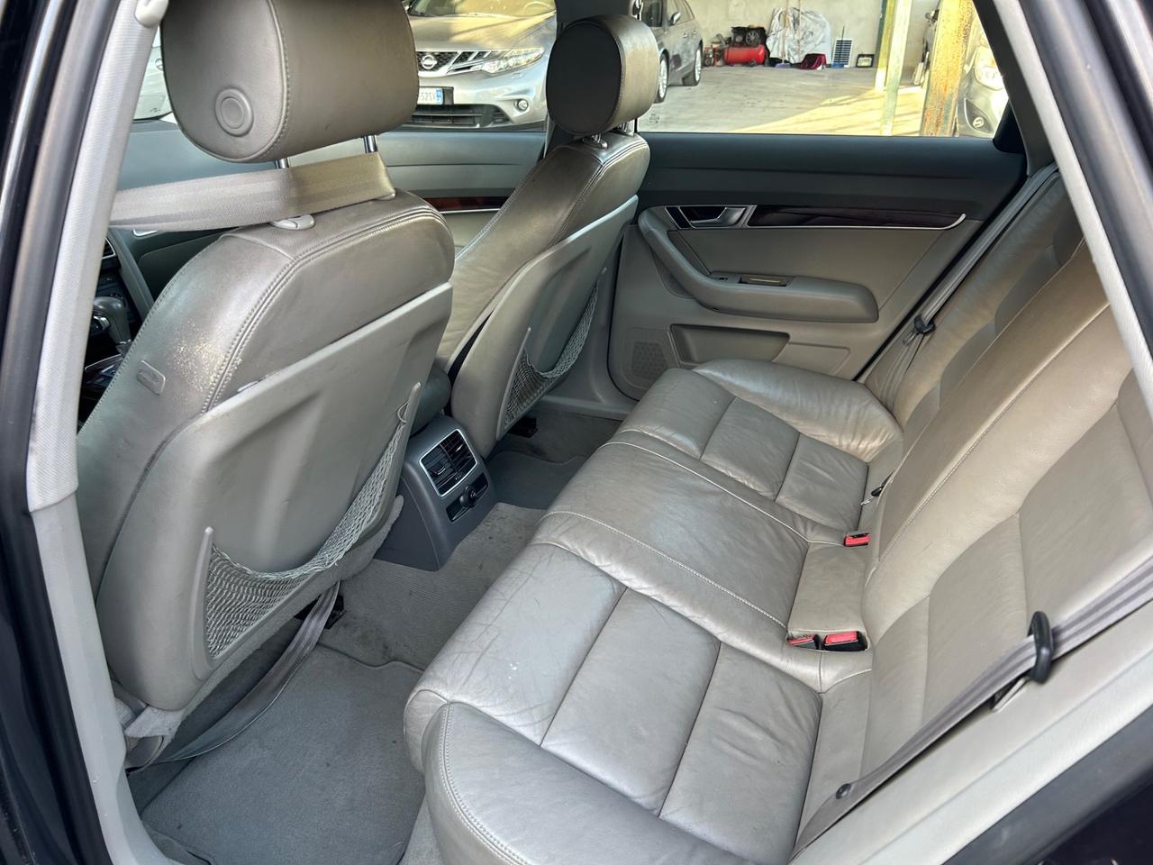 Audi A6 Avant 3.0 V6 TDI 240 CV F.AP. quattro